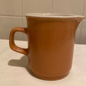 🌺 Daekor Designs stoneware creamer, brown